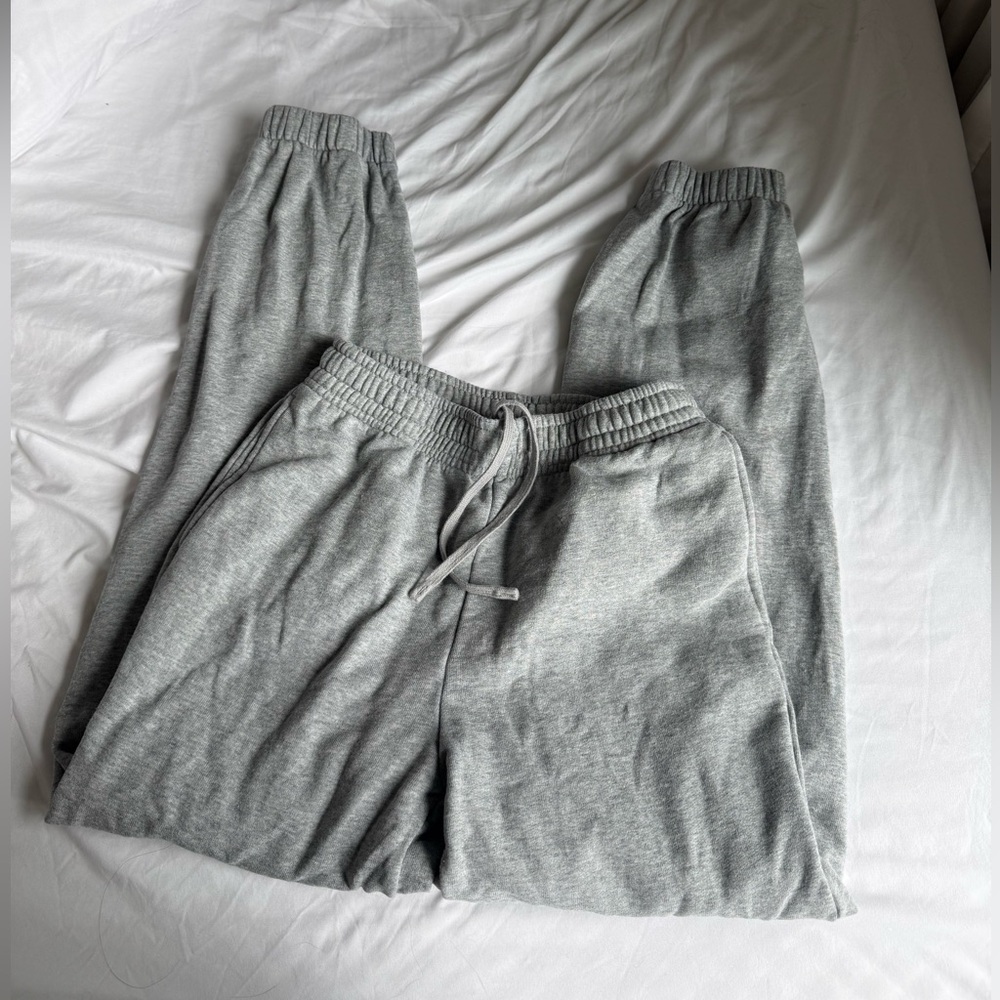 Uniqlo Light Gray Track Pants Joggers